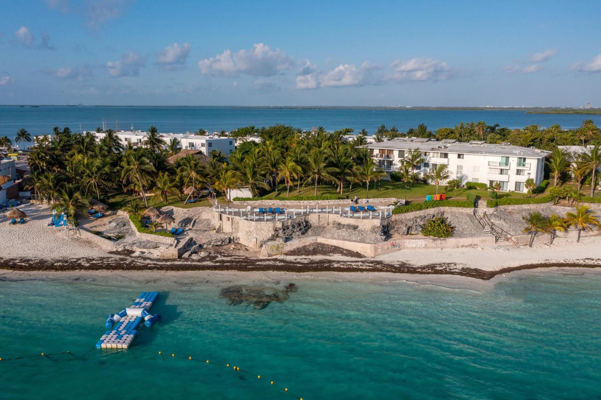 Hotel Dos Playas Faranda Cancun Bagian luar foto